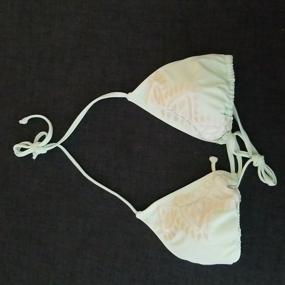 2/$25 or 3/$30 Mint Green Triangle Bikini Top W/ White Embroidery SzS